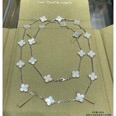 반클리프 Van Cleef & Arpels 목걸이