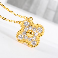 반클리프 Van Cleef & Arpels 목걸이