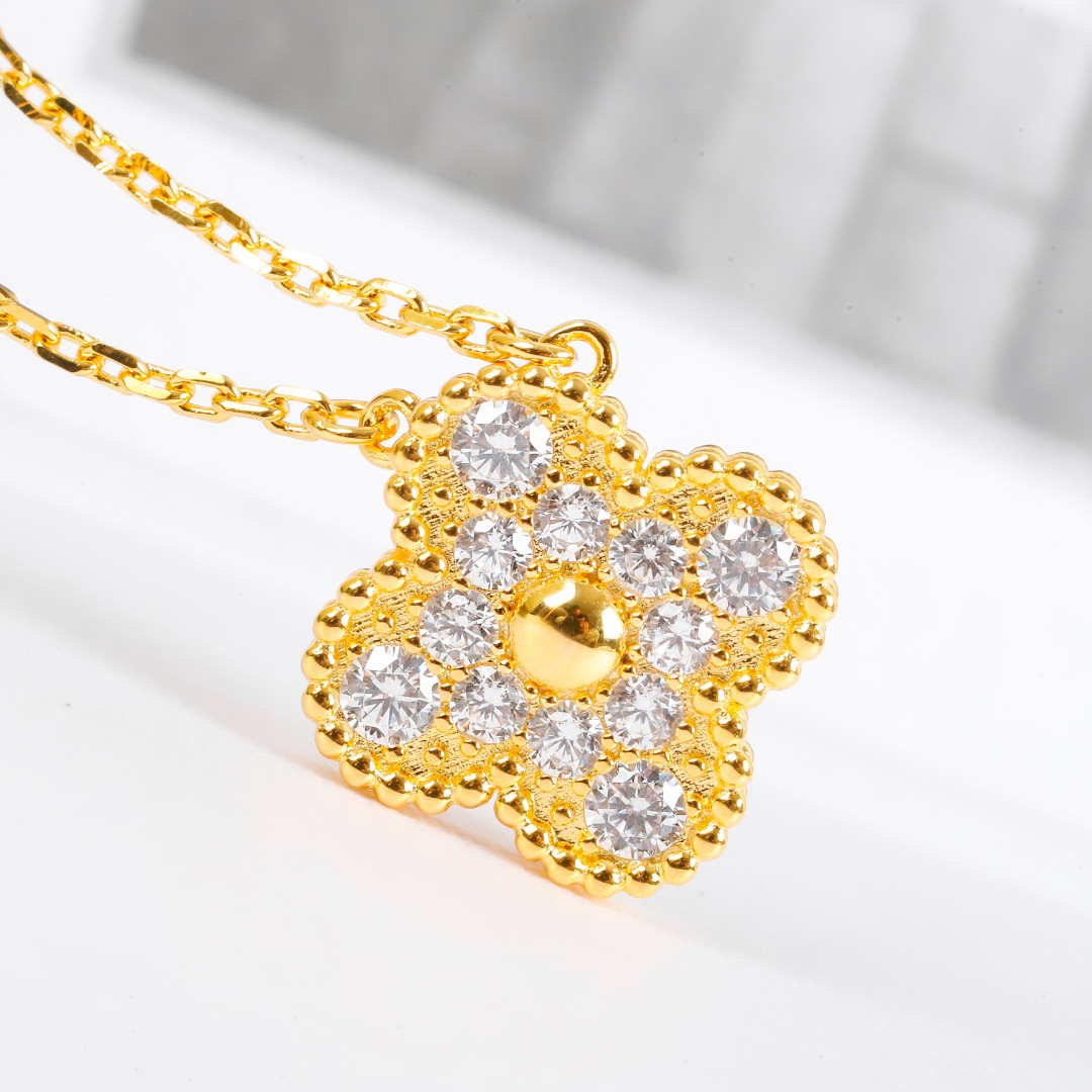 반클리프 Van Cleef & Arpels 목걸이