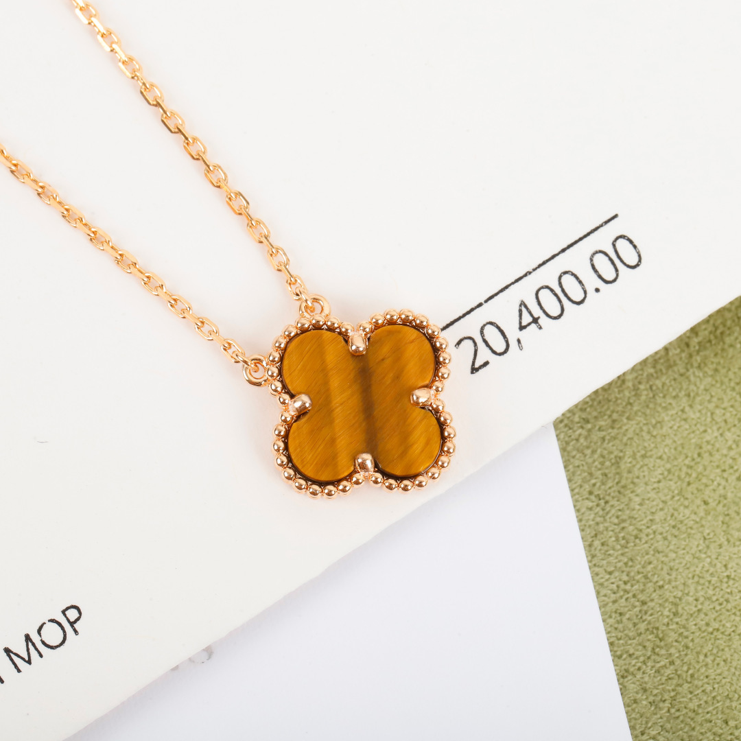 반클리프 Van Cleef & Arpels 목걸이