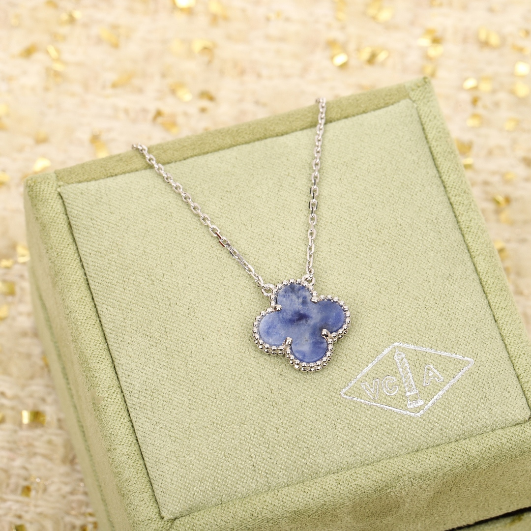 반클리프 Van Cleef & Arpels 목걸이