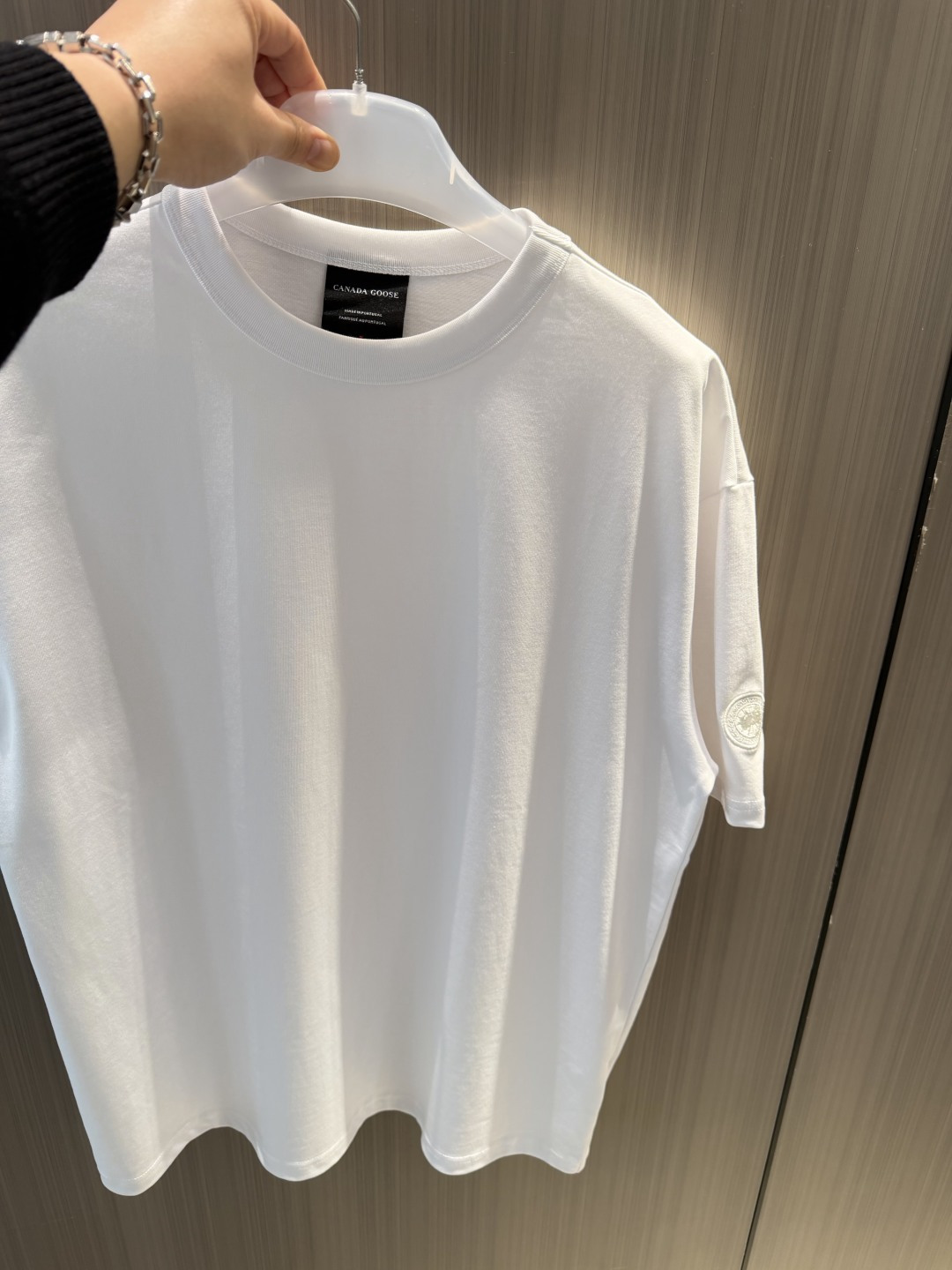 캐나다구스 Canada Goose 반팔 티셔츠