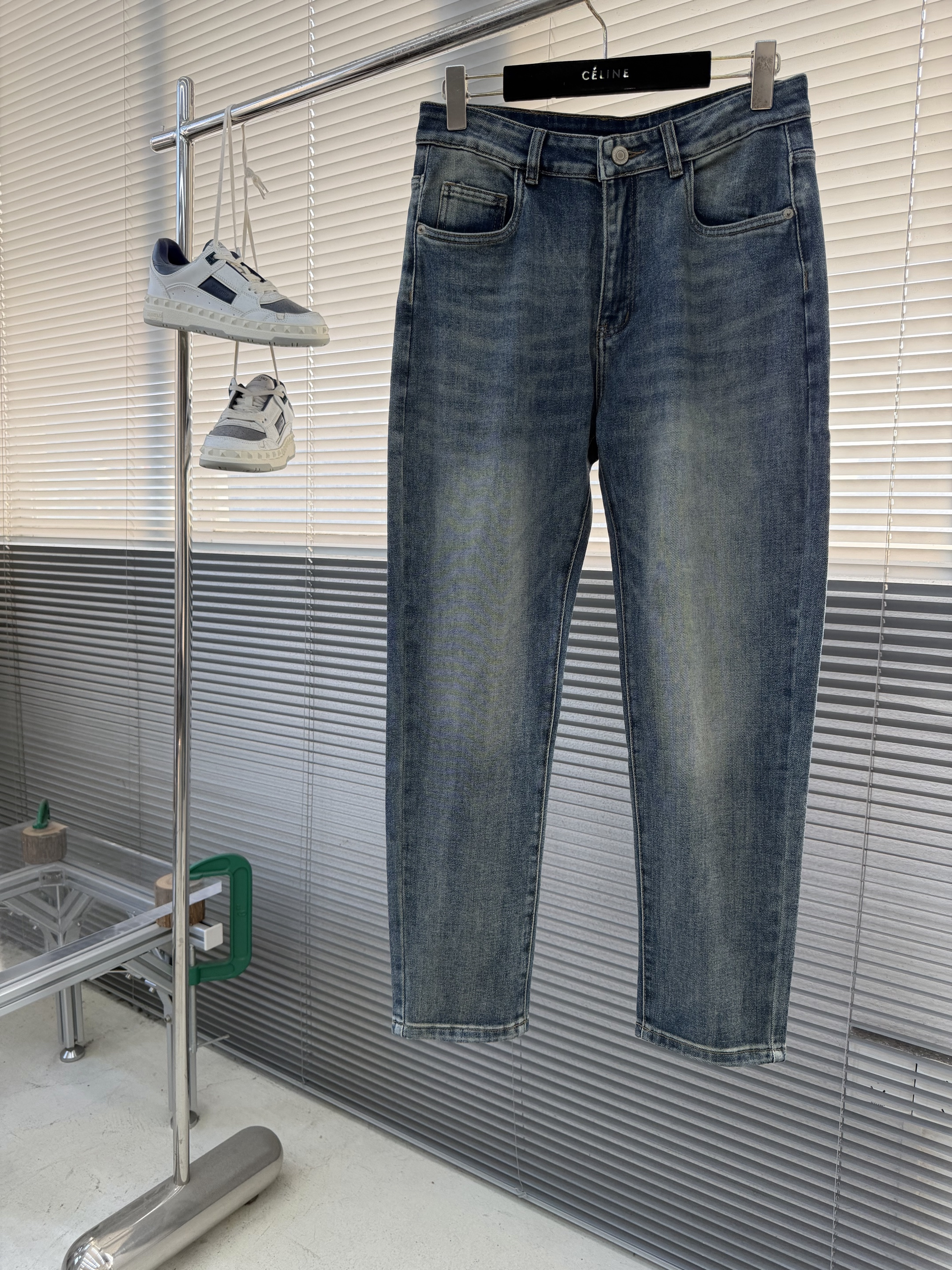 생로랑 Saint Laurent 청바지