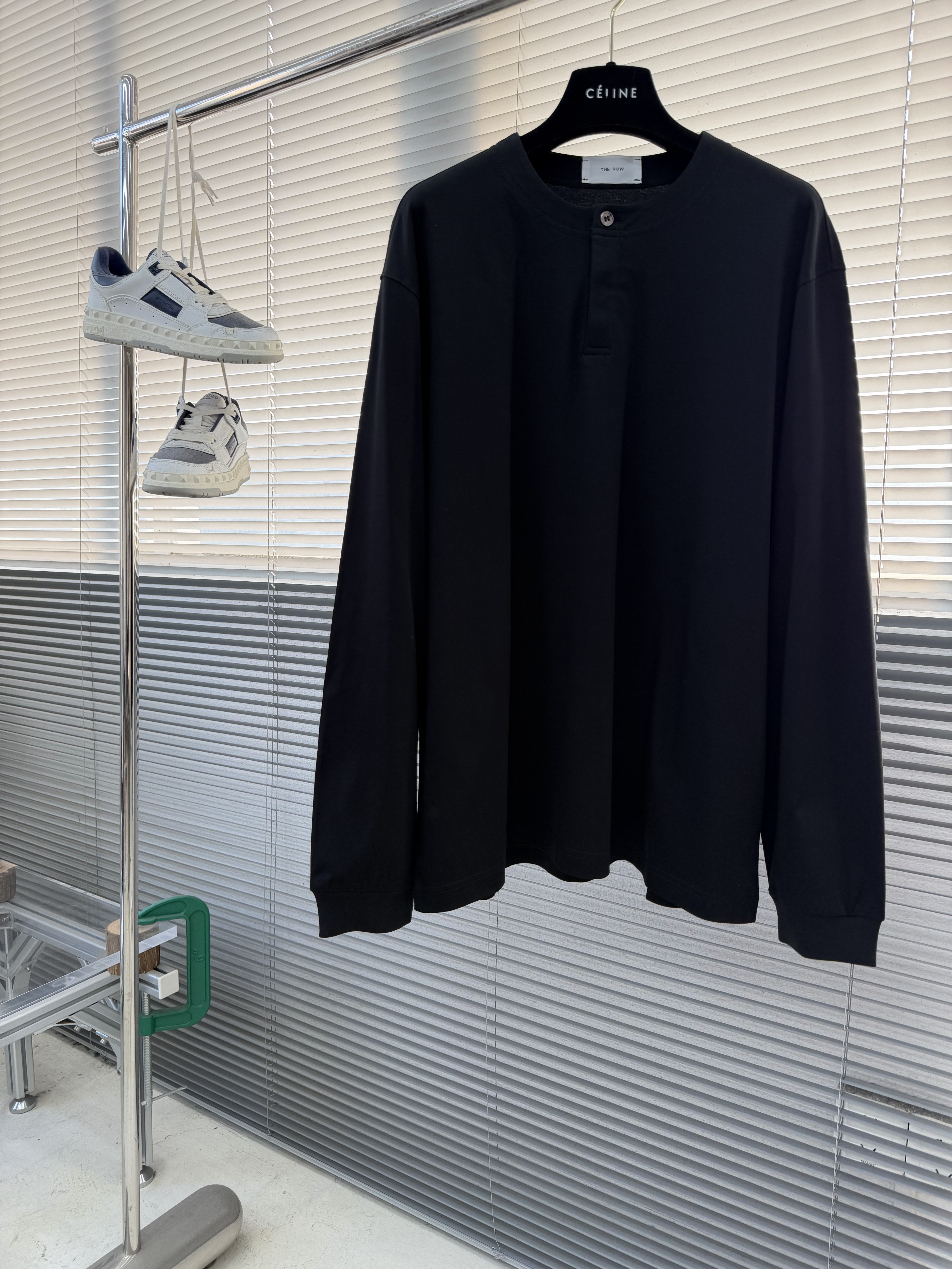 더 로우 The Row 긴팔 티셔츠