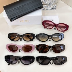 디올 Dior Clover B1F 54口19-140