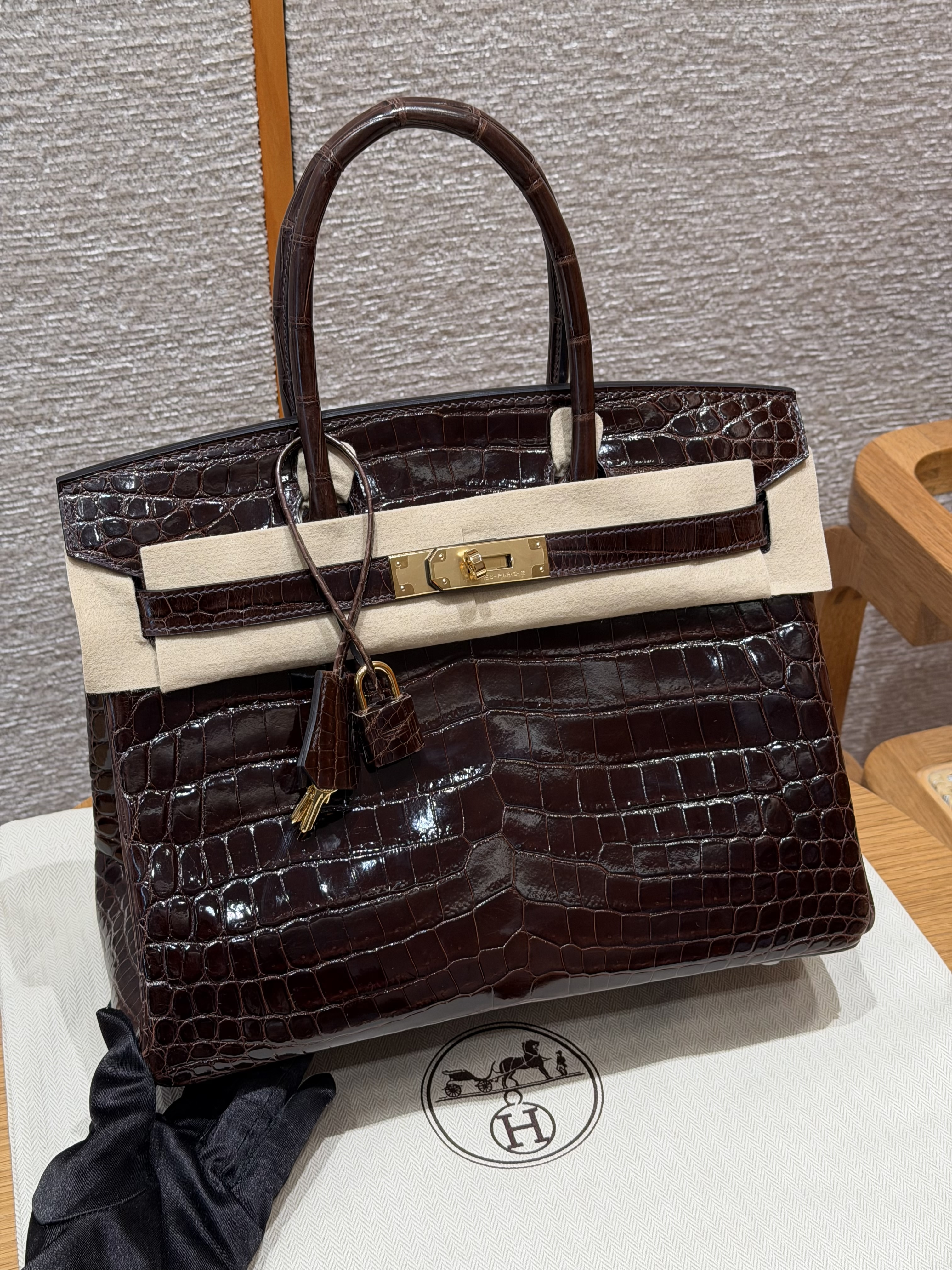 에르메스 Hermes Birkin 30cm Niloticus 47 Chocolate/gold