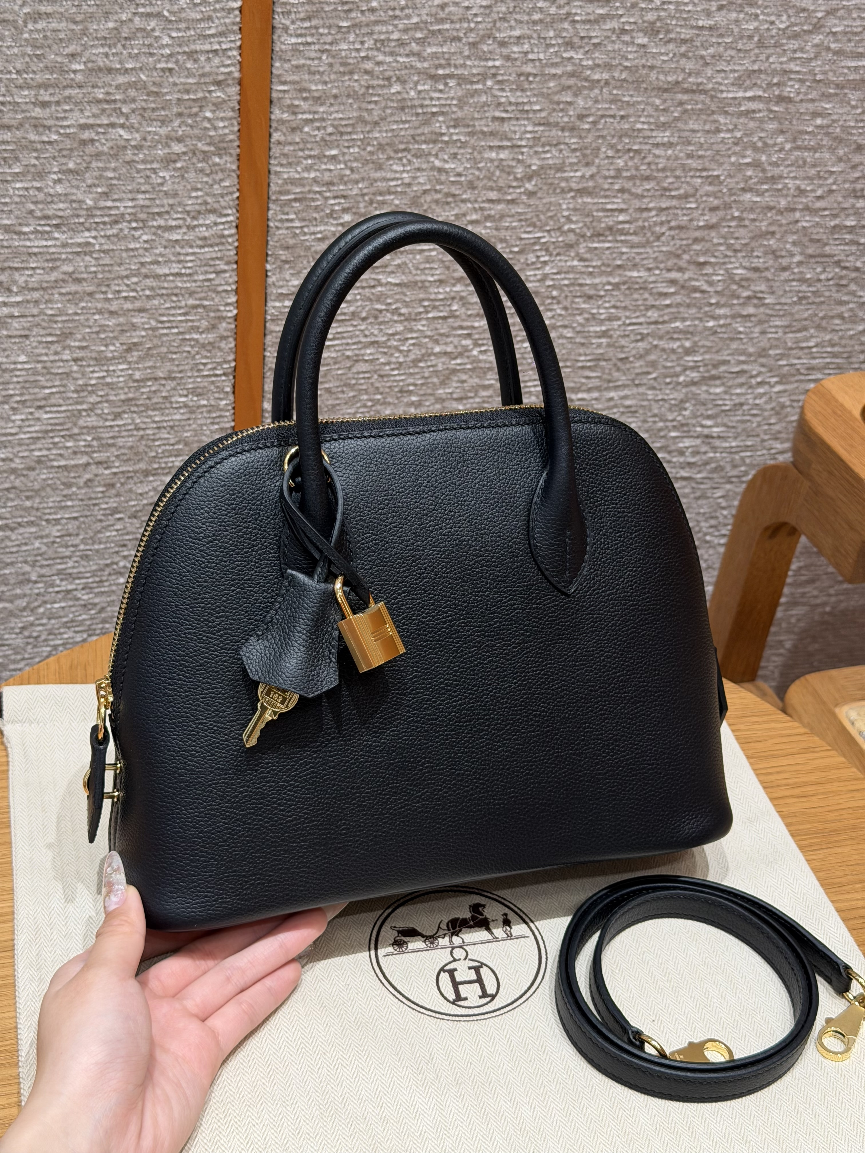 에르메스 Hermes Bolide 25cm Evercolor 89 Noir/gold