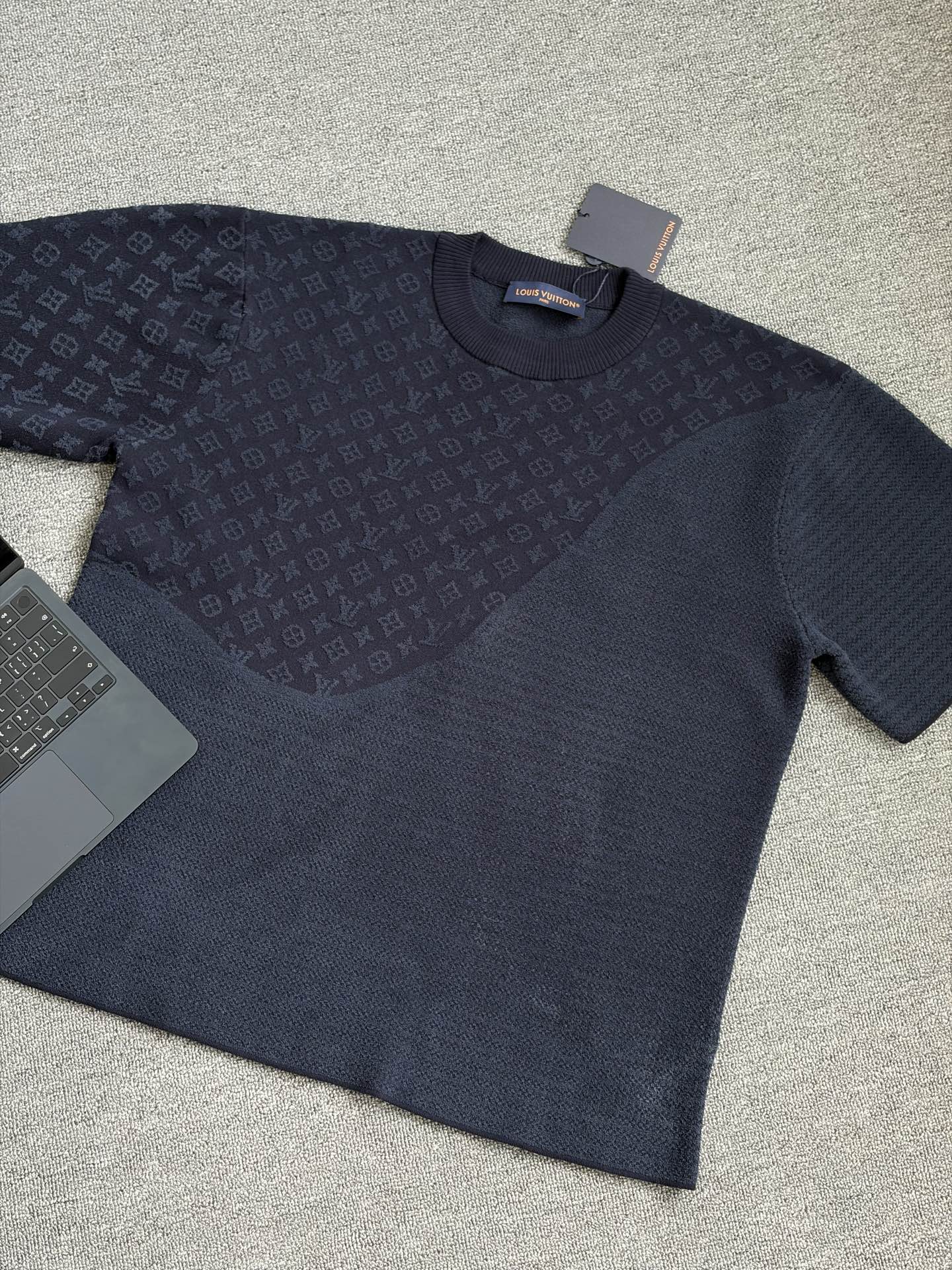 루이비통 Louis Vuitton 반팔 티셔츠