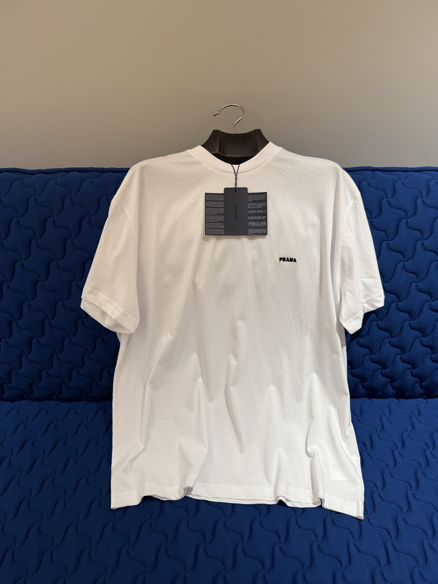 프라다 Prada 반팔 티셔츠