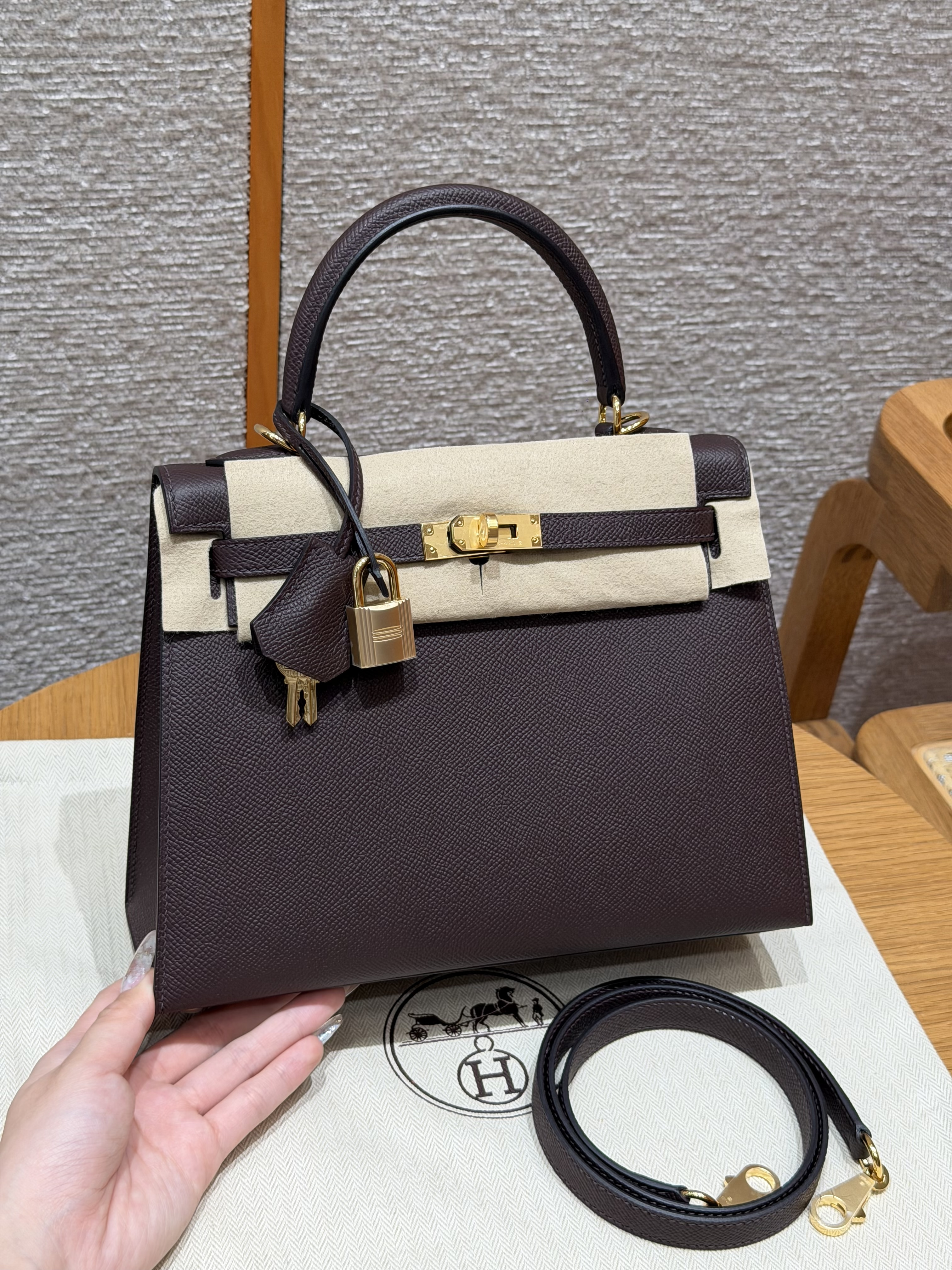 에르메스 Hermes Kelly 25cm Epsom 0G Rouge Seller/gold