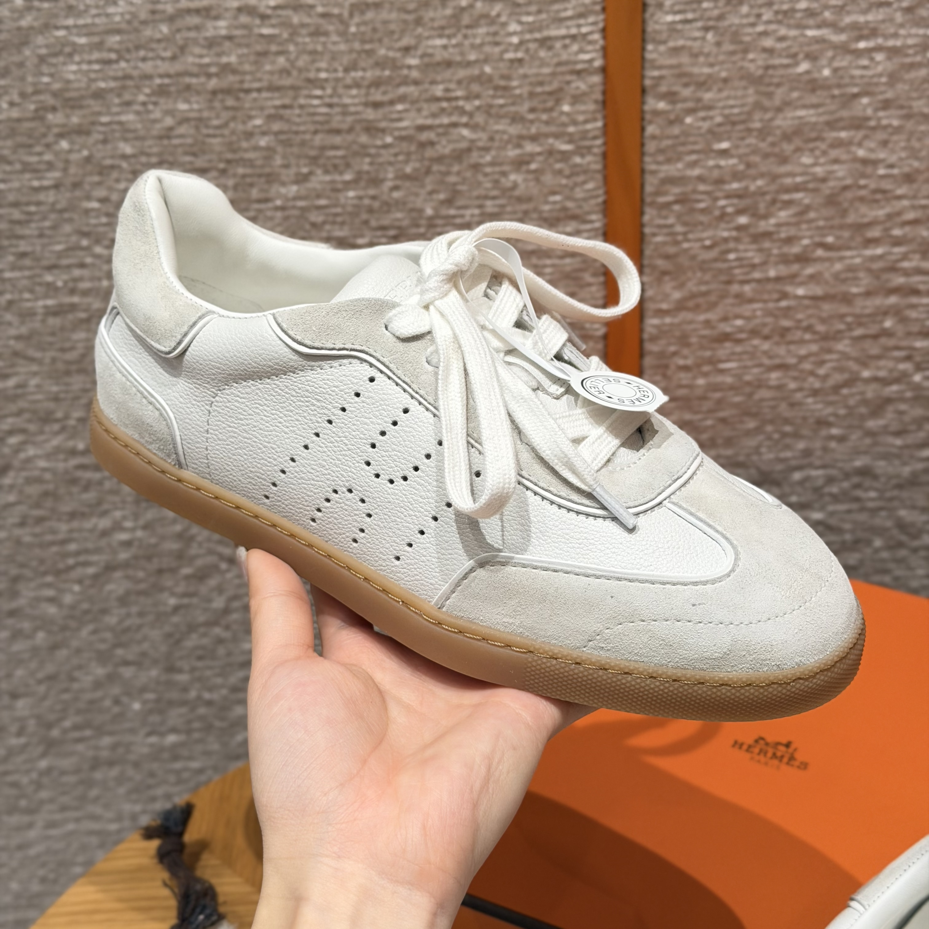 에르메스 Hermes 629 Match 스니커즈 Goatskin Suede White