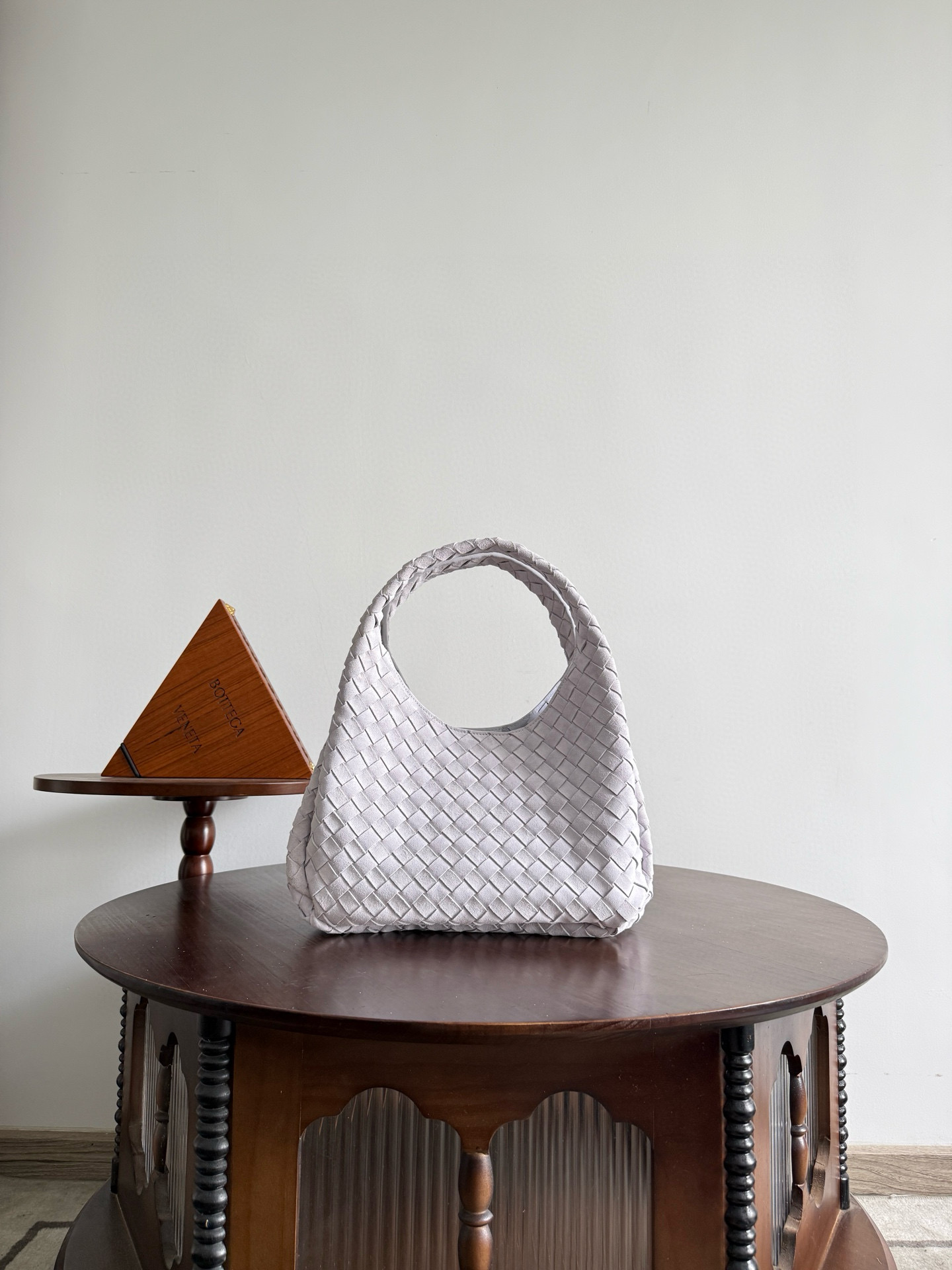 보테가 베네타 Bottega Veneta 844249 Campana 33cm