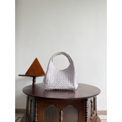 보테가 베네타 Bottega Veneta 844249 Campana 33cm