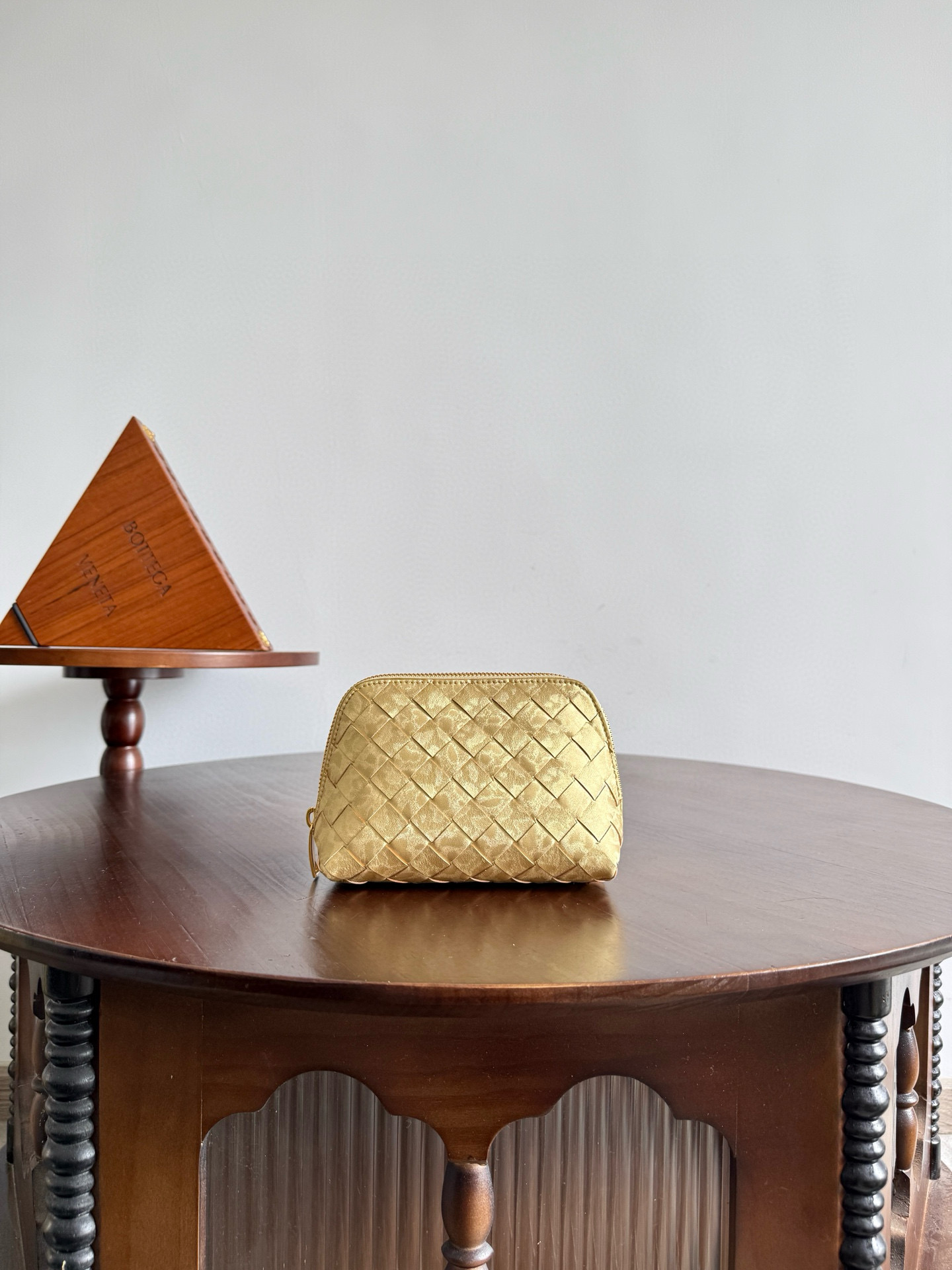 보테가베네타 Bottega Veneta 764044 클러치 16.5CM