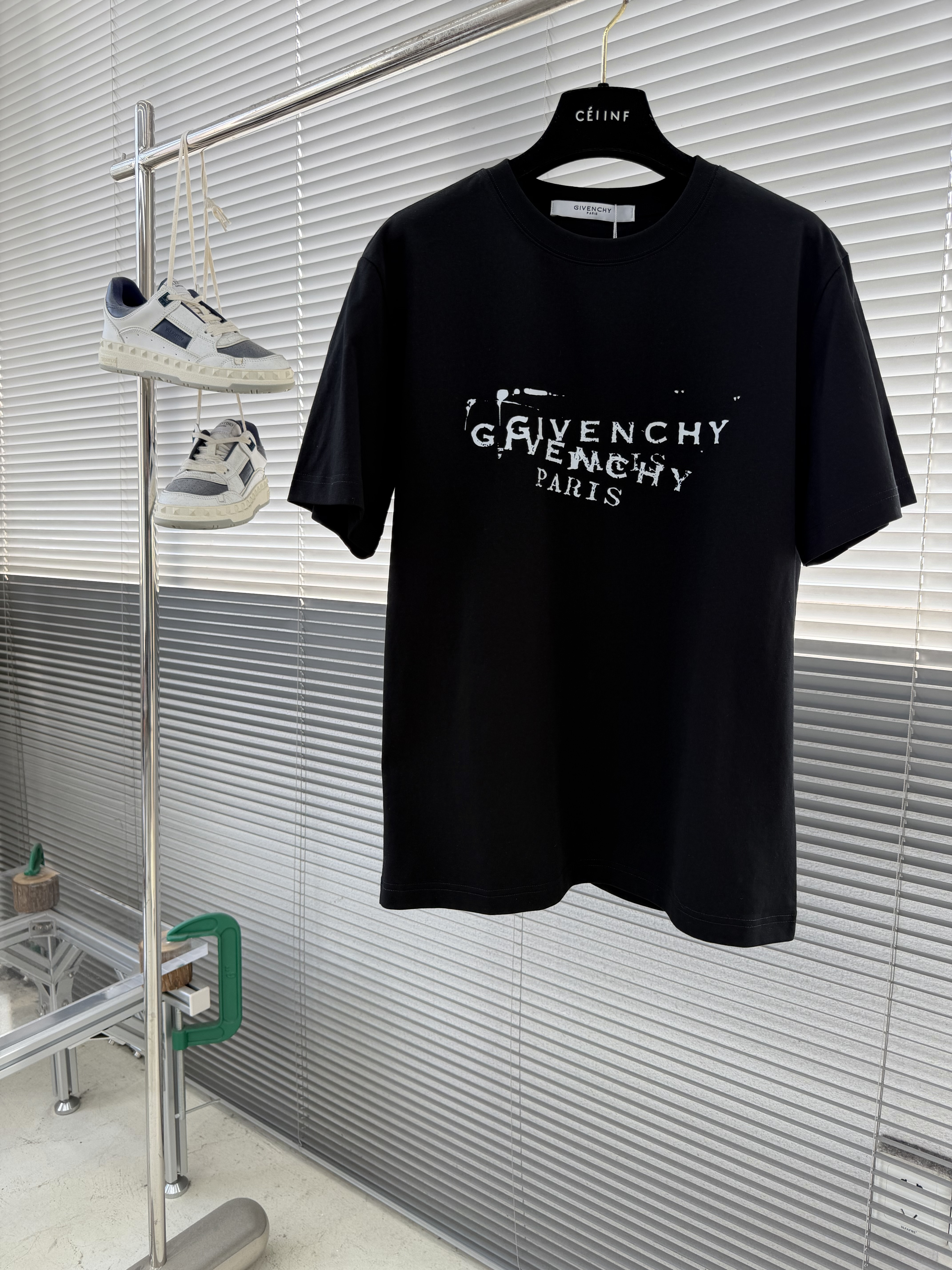 지방시 Givenchy 반팔 티셔츠