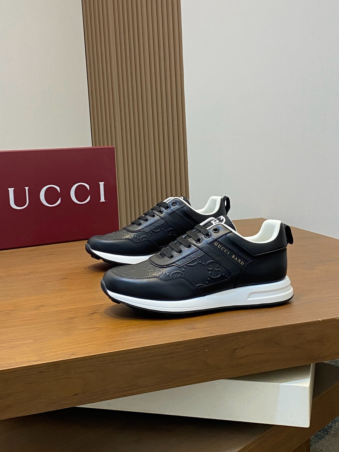 구찌 Gucci  스니커즈