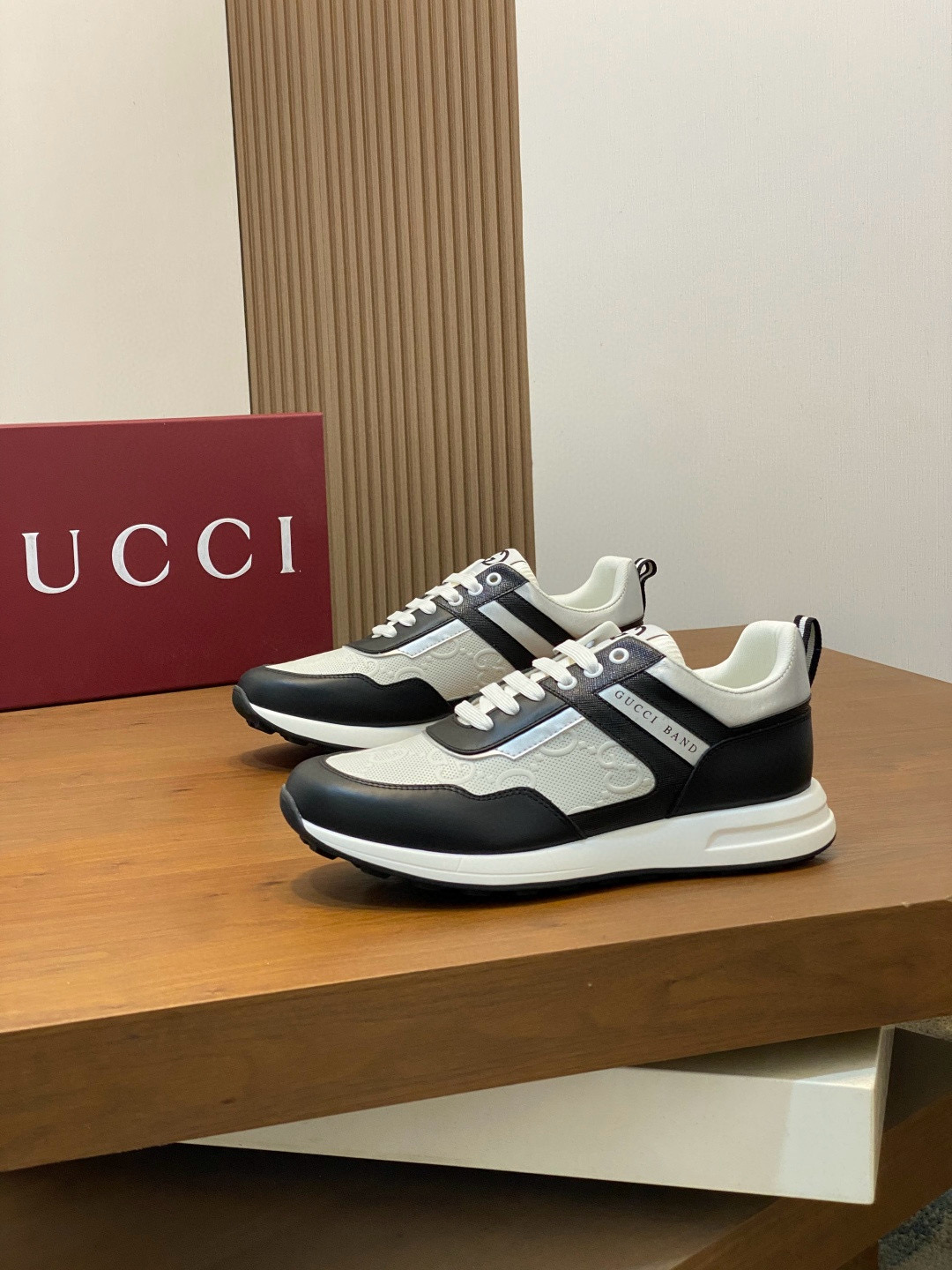 구찌 Gucci  스니커즈