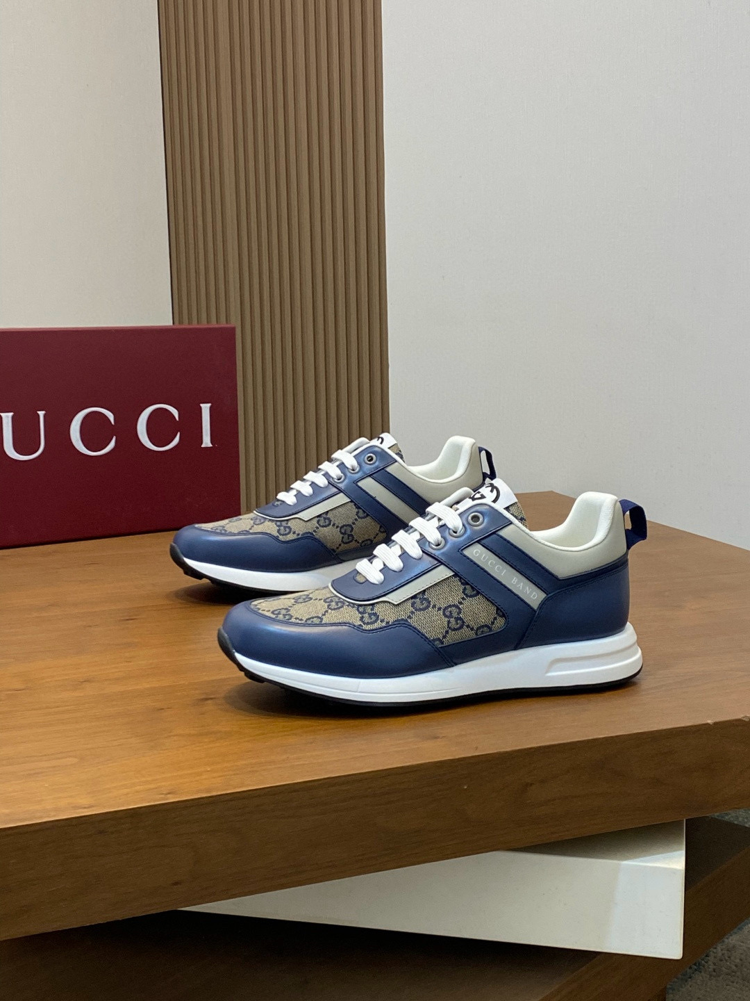 구찌 Gucci 스니커즈