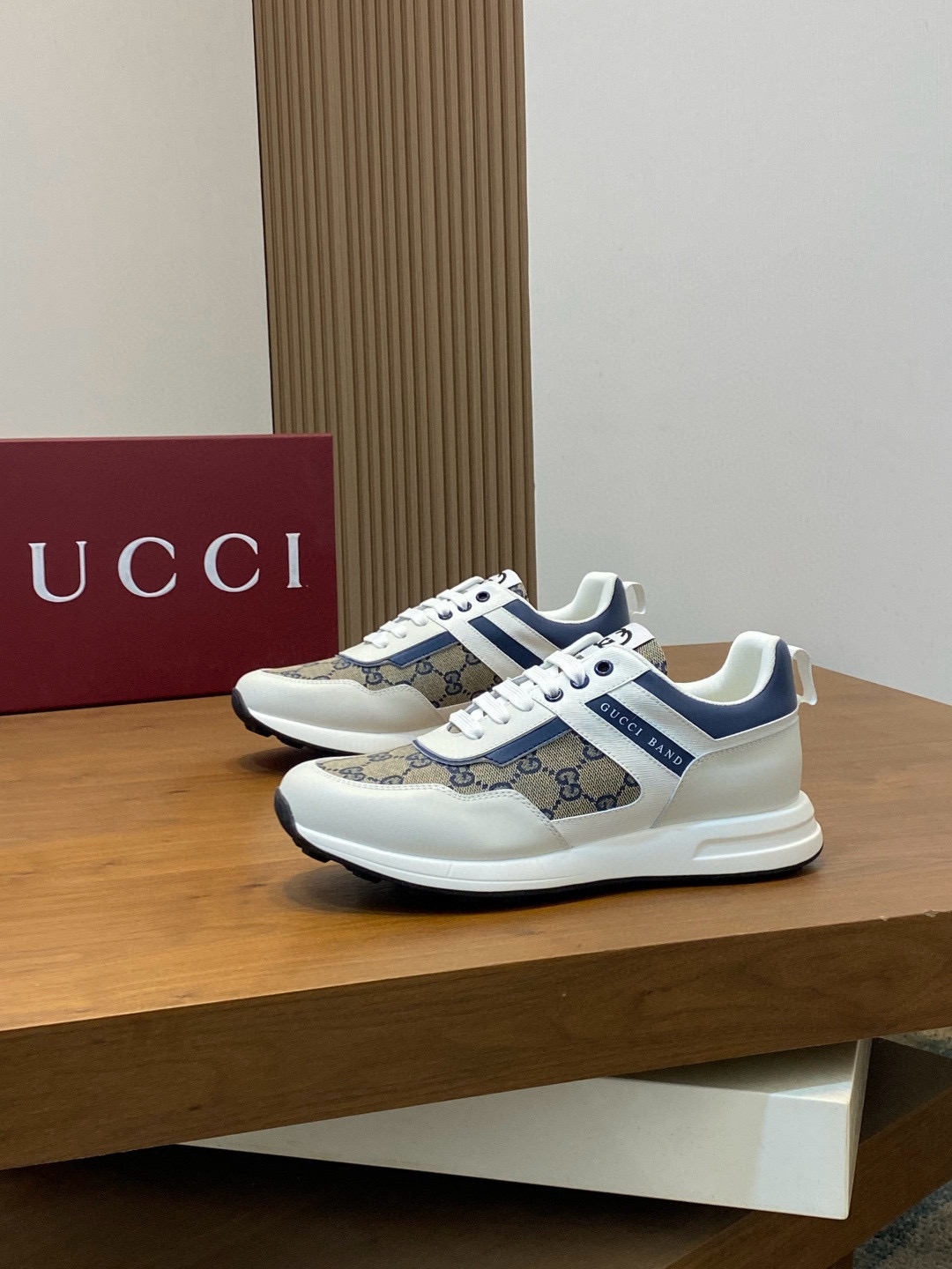 구찌 Gucci 스니커즈