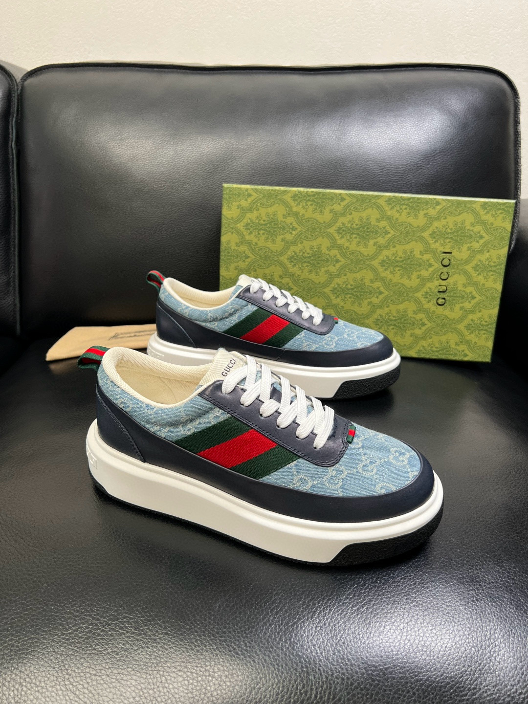 구찌 Gucci 스니커즈