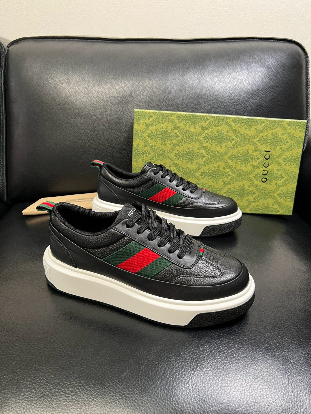 구찌 Gucci 스니커즈