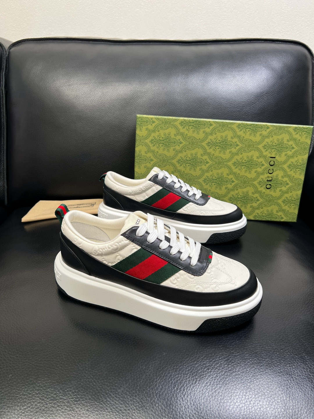 구찌 Gucci 스니커즈