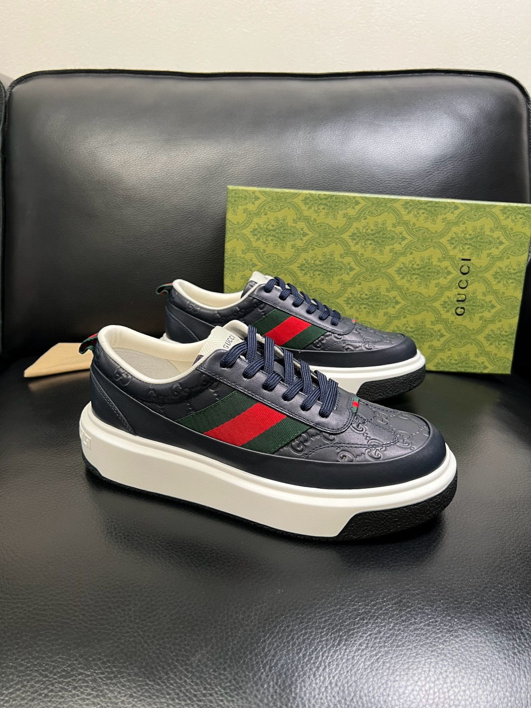 구찌 Gucci 스니커즈