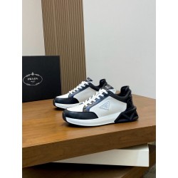 프라다 Prada 스니커즈
