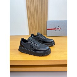 프라다 Prada 스니커즈