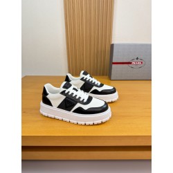 프라다 Prada 스니커즈