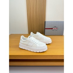 프라다 Prada 스니커즈