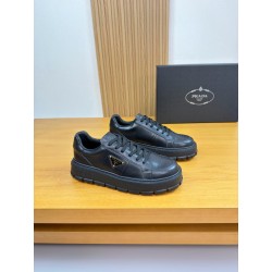 프라다 Prada 스니커즈