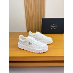 프라다 Prada 스니커즈