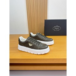 프라다 Prada 스니커즈