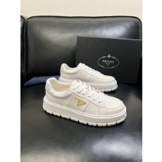 프라다 Prada 스니커즈