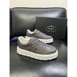 프라다 Prada 스니커즈