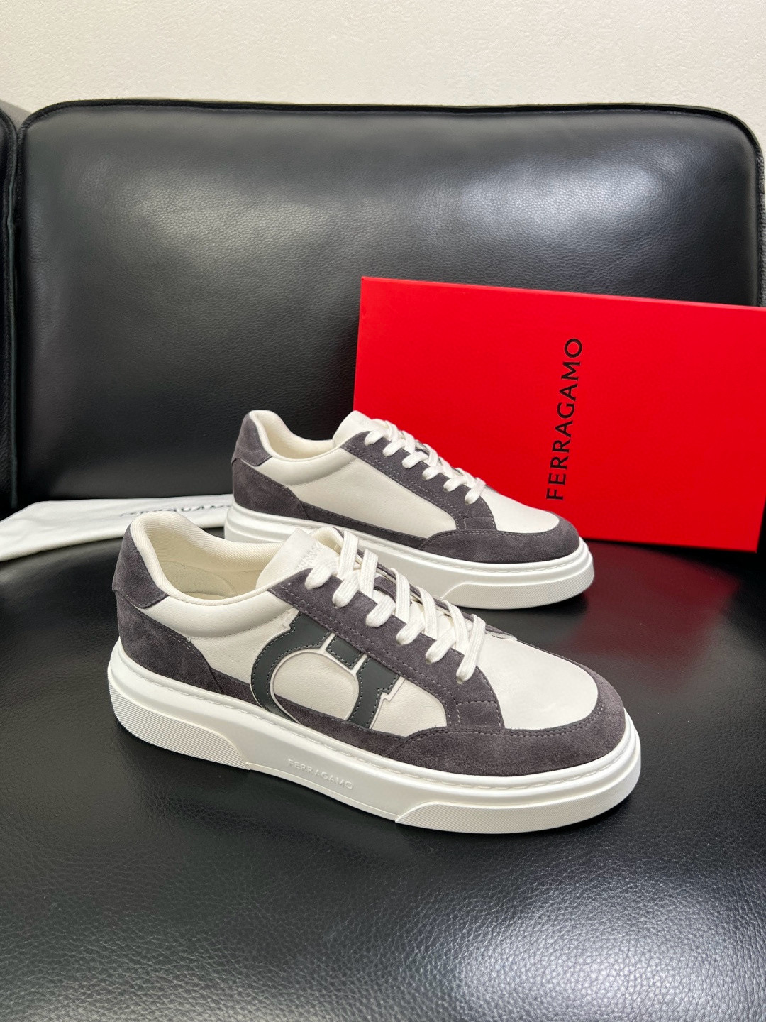 살바토레 페라가모 Salvatore Ferragamo 스니커즈