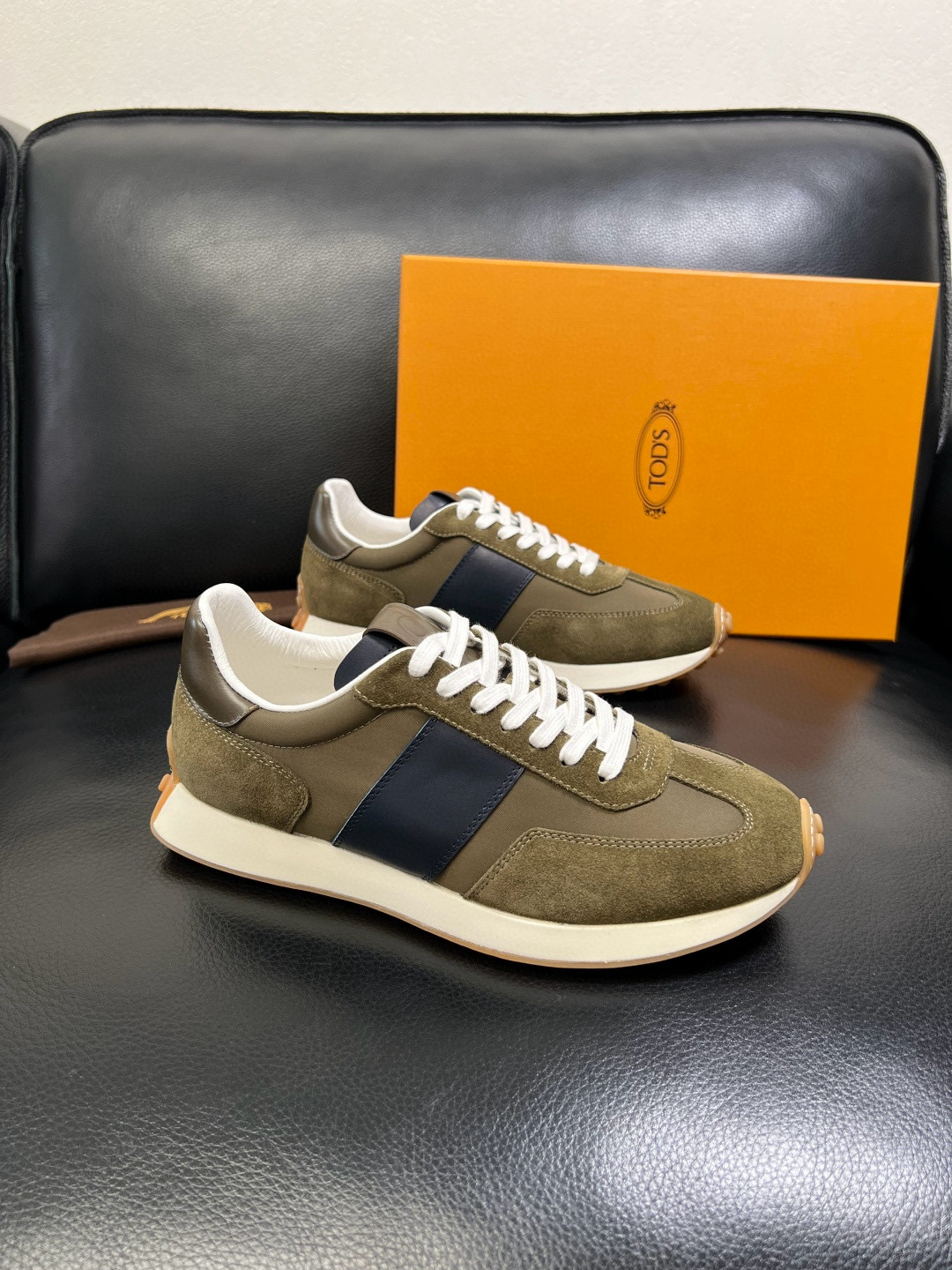 토즈 TOD'S 스니커즈