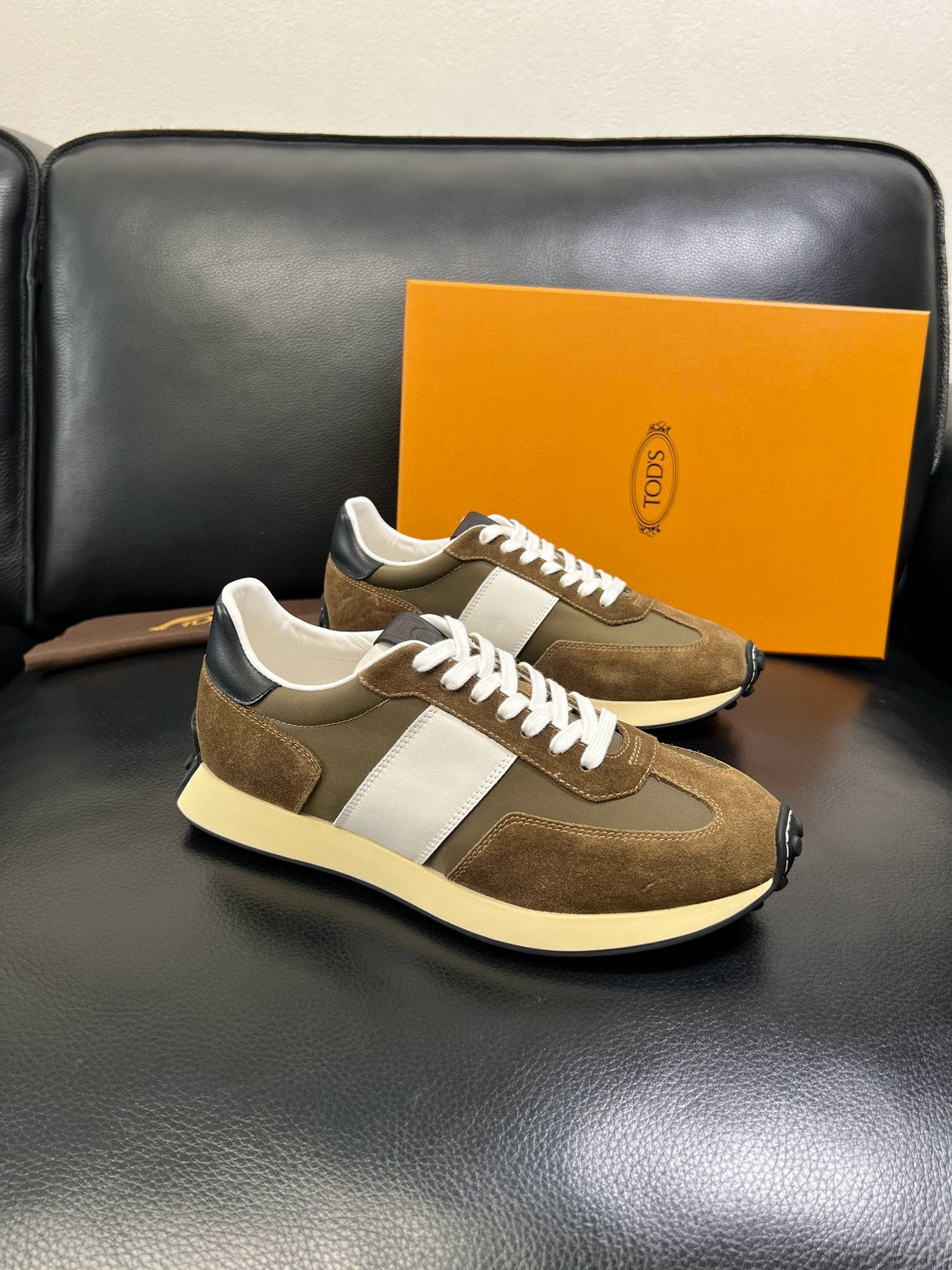 토즈 TOD'S 스니커즈