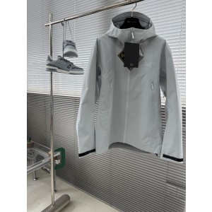 아크테릭스 ARC'TERYX 재킷