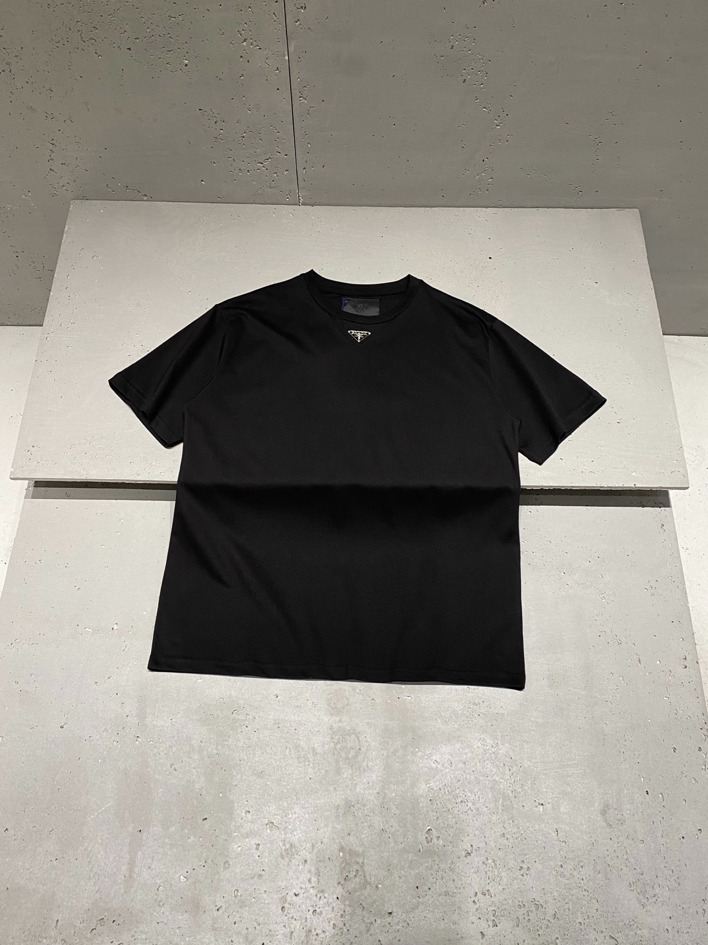 프라다 Prada 반팔 티셔츠