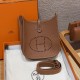 에르메스 Hermes Evelyne 23cm Clemence 37 Gold/gold