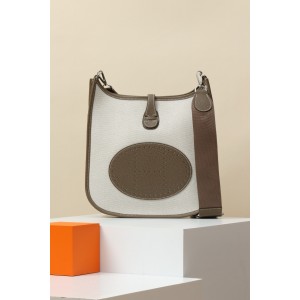 에르메스 Hermes Evelyne III 29cm Clemence S2 Trench/silver