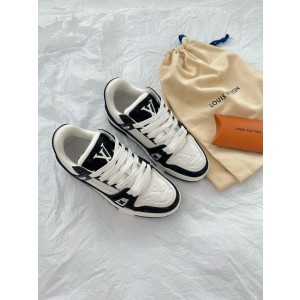 루이비통 Louis Vuitton 23ss Trainer 스니커즈