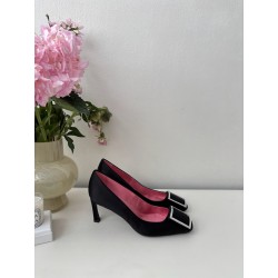 로저비비에 Roger Vivier Trompette 하이힐 Black 7cm