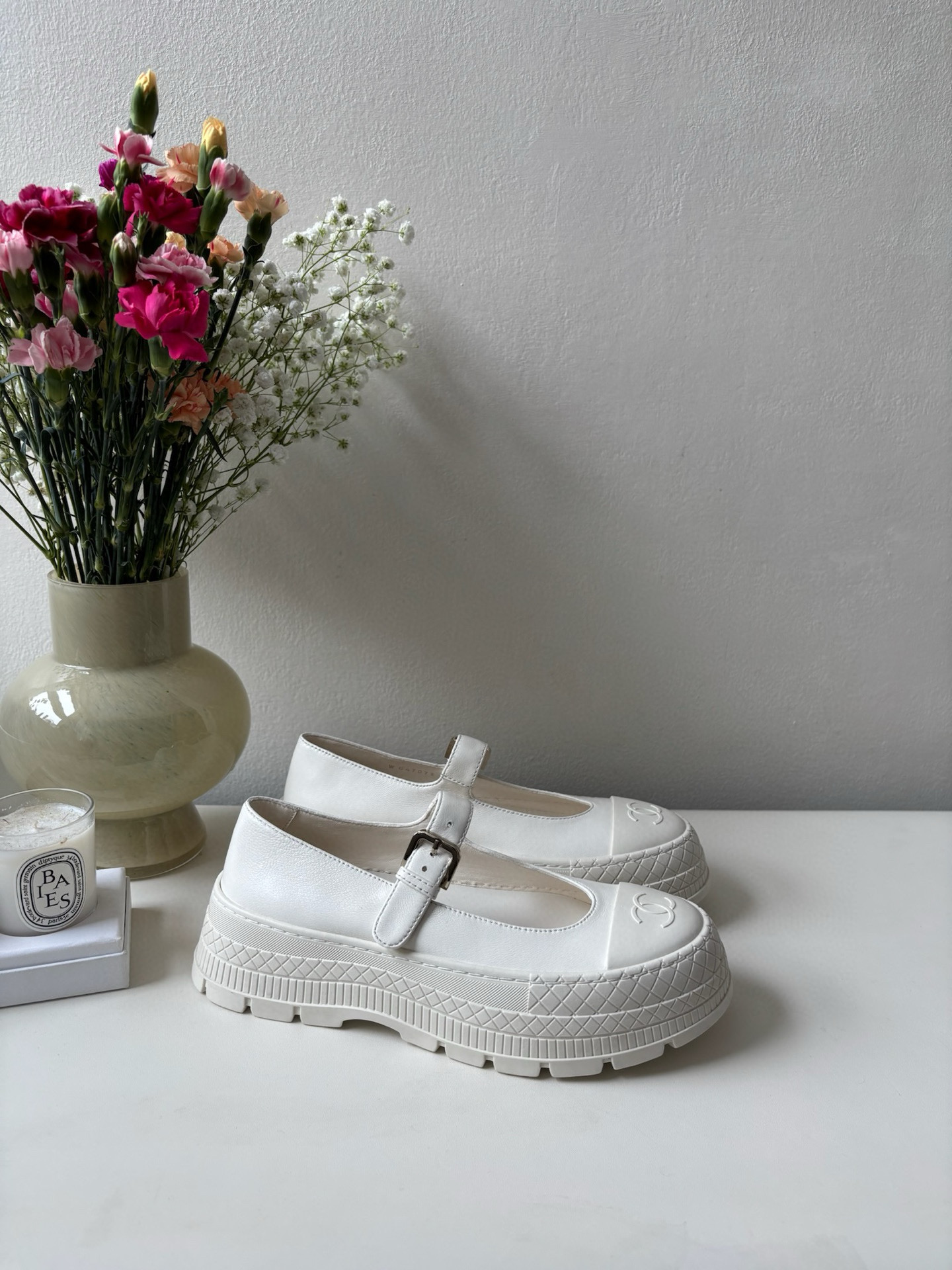 샤넬 CHANEL 메리제인 White