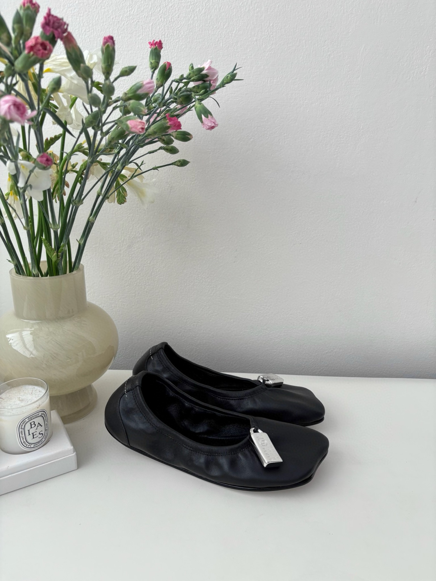 발렌시아가 Maison Margiela 슬립온 슈즈 Black