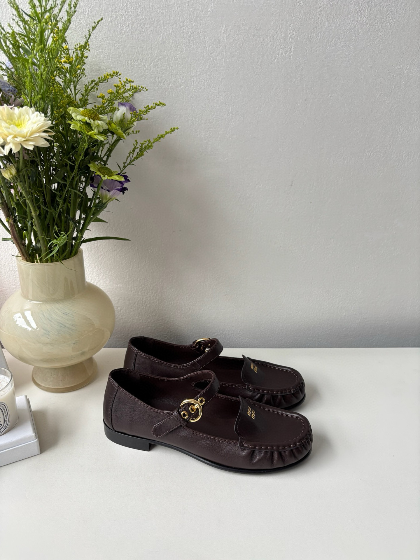미우 미우 Miu Miu Strap Leather Loafers Brown