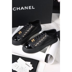 샤넬 CHANEL 25A 스니커즈 Black