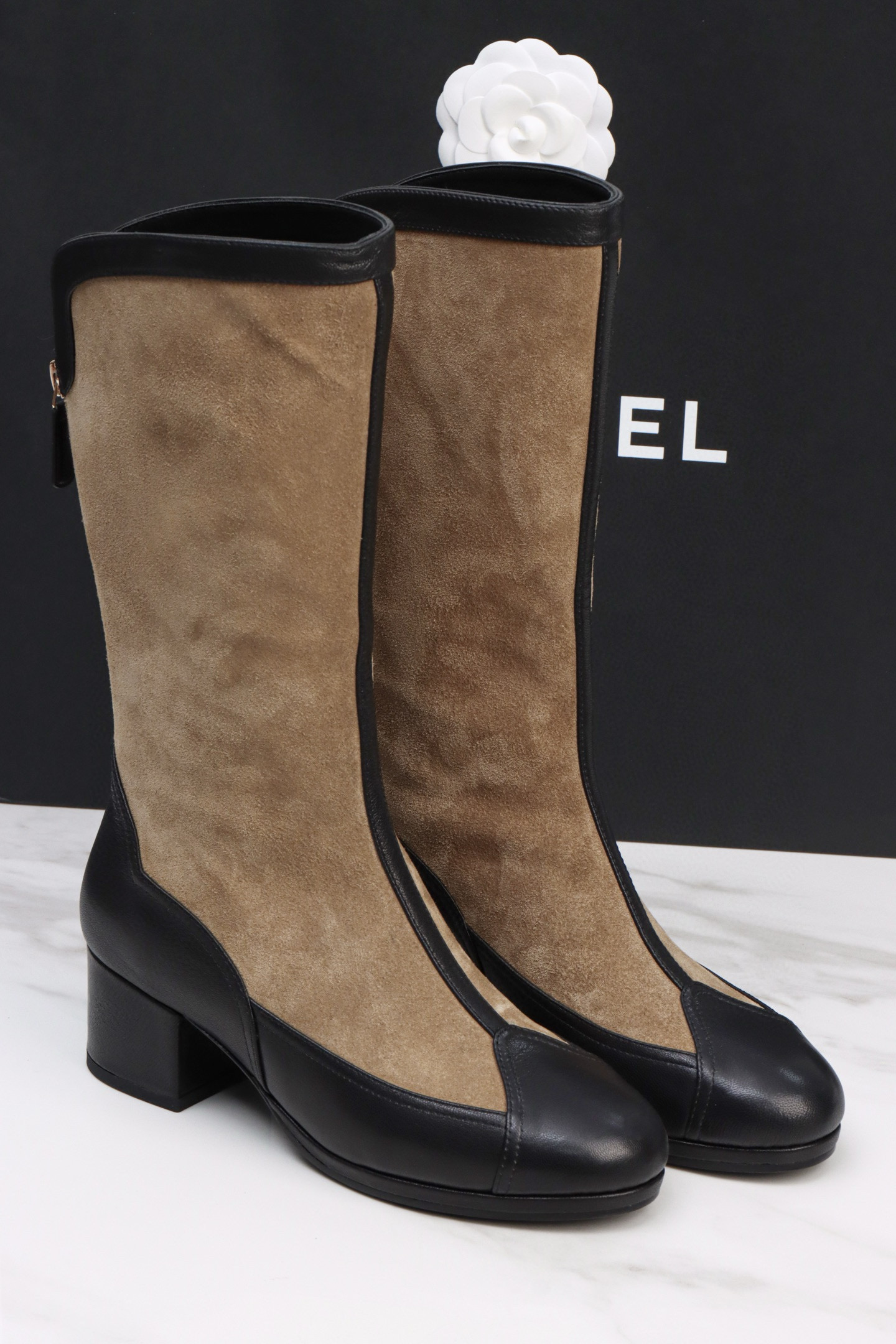 샤넬 CHANEL 25A 하이 부츠 Khaki